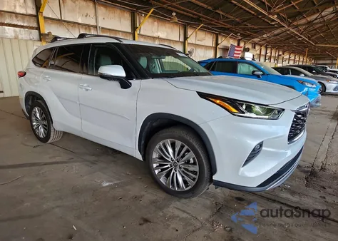 2023 Toyota Highlander L z USA, uszkodzony, nr VIN 5TDKDRAH1PS042397